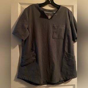 Cuddl duds dark gray scrub set size large.